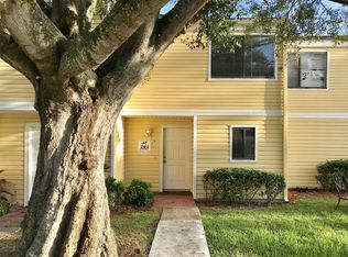 383 Cherokee Ct, Altamonte Springs, FL 32701