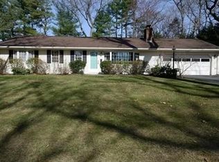 21 Brookwood Dr, Longmeadow, MA 01106