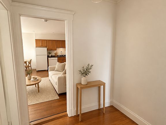 4th image of 120 Brainerd Rd APT 2