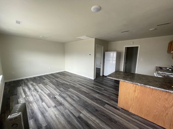 Fowler Apartments (Switzer Building 1) | 400-404 W 1st St, Fowler, IN