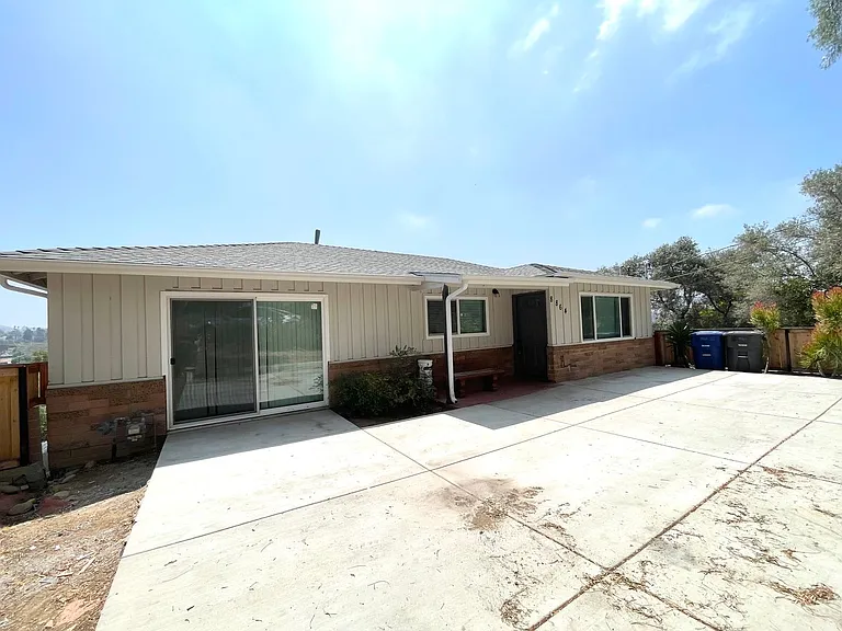 8864 Golf Dr — Photo 13