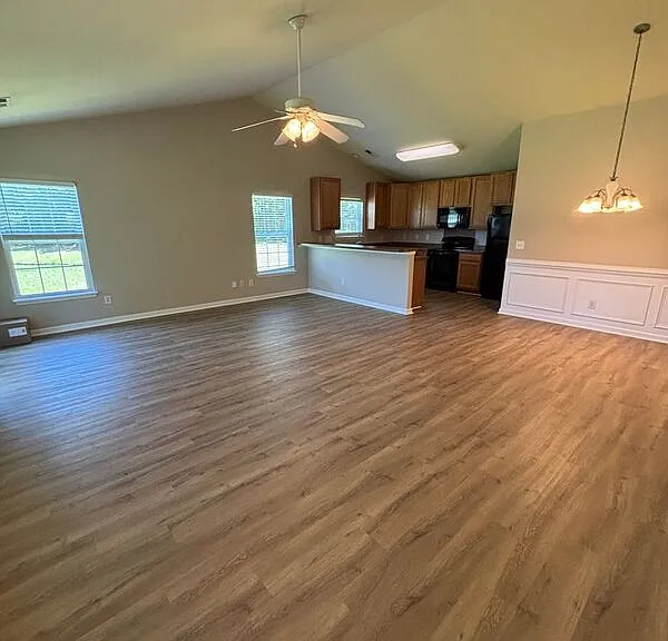 504 Savannah River Dr — Photo 3