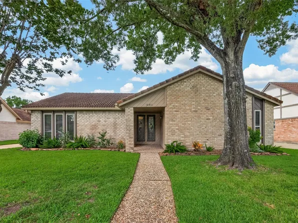 16431 Larkfield Dr, Houston, TX 77059