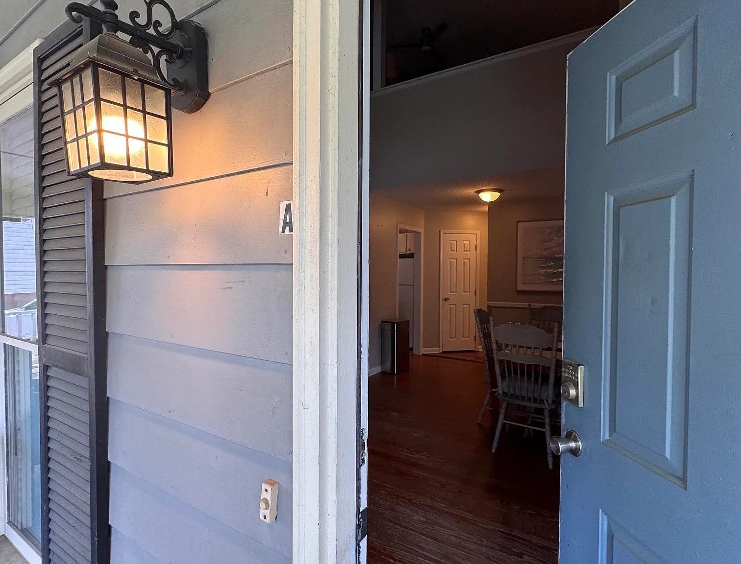 2 bed, 2.0 bath, 1176 sqft, $1,800 — Photo 2