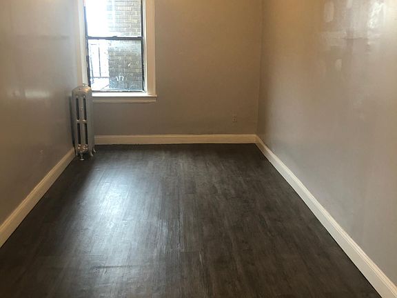 3rd image of 482 Summer Ave APT 406