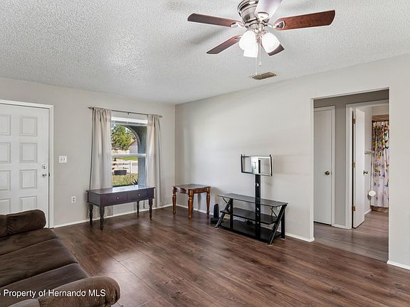 5th image of 3280 Landover Blvd