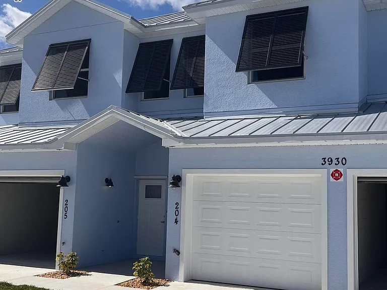 3930 Playa Del Sol Dr #204 — Photo 1