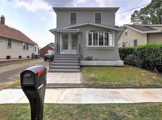 14 Homeside Ave, West Haven, CT 06516