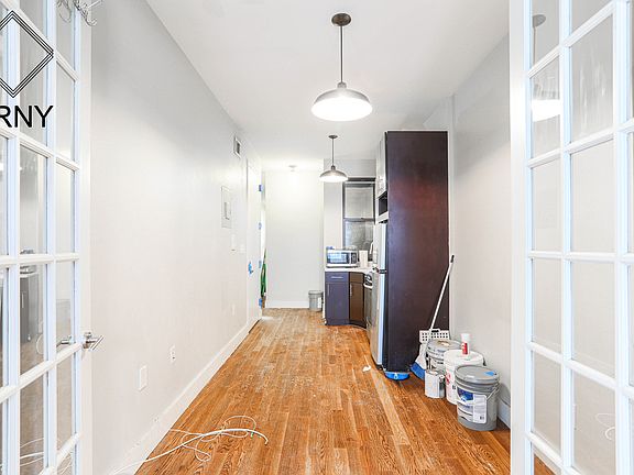 5th image of 1355 Putnam Ave #1AF