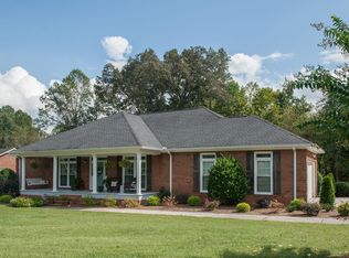 209 Gateway Dr, Rocky Face, GA 30740
