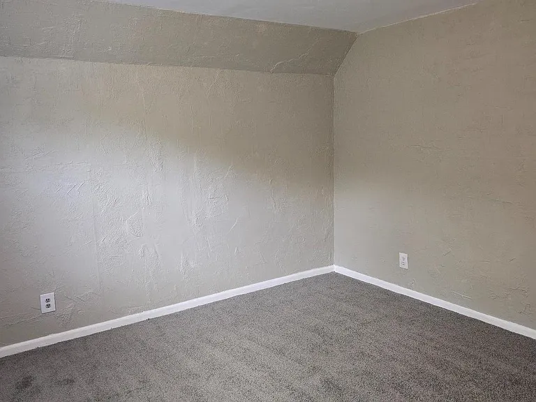 8313 Gibbons Dr — Photo 20