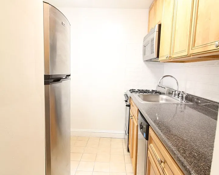 1616 Pine St — Photo 22