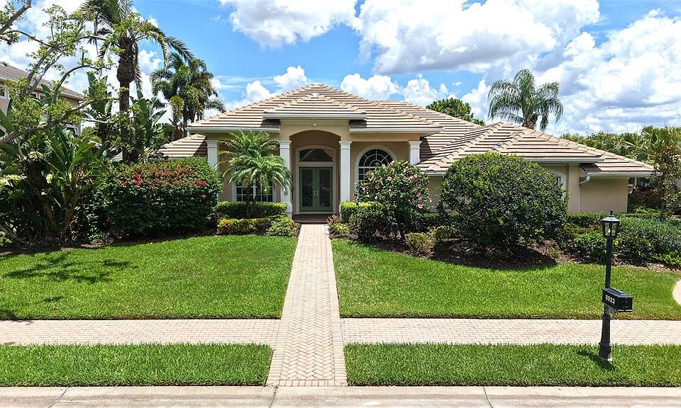1st image of 8923 Bloomfield Blvd