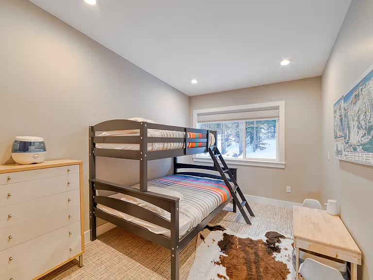 340 Snoqualmie Dr — Photo 13
