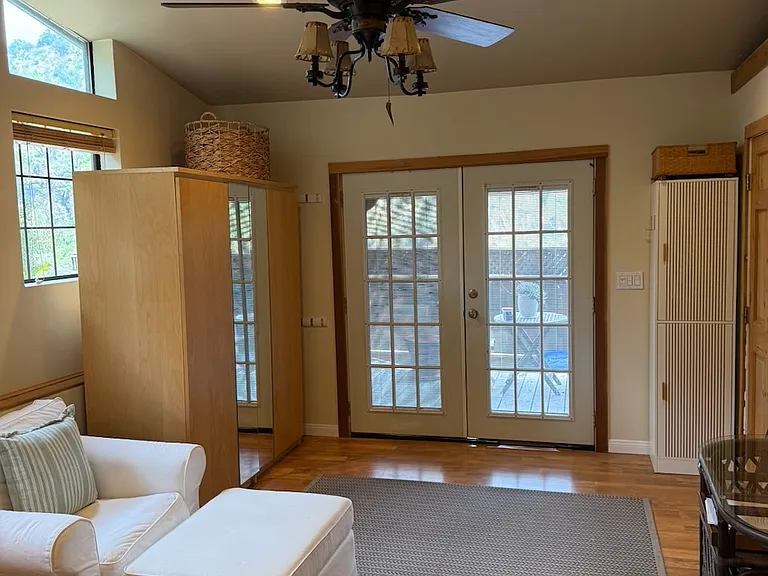 Valley View Dr — Photo 4