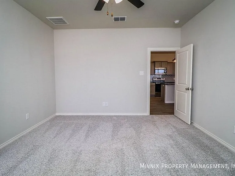 2525 137th St — Photo 14