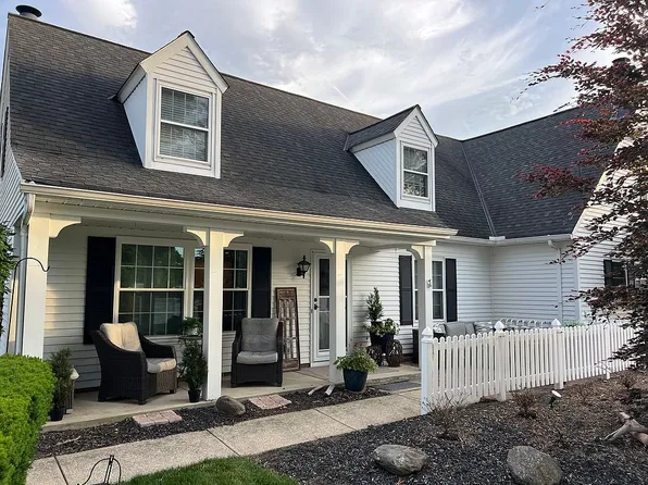30651 Cambridge Cir #13, Bay Village, OH 44140