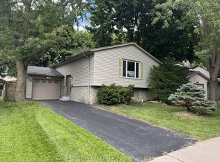 1588 Aldersbrook Rd, London, ON N6G2Z3