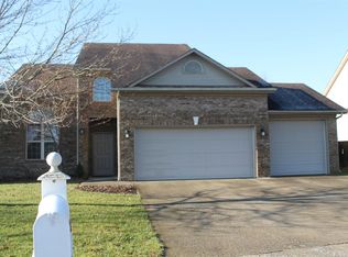 636 Ridge View Dr, Nicholasville, KY 40356