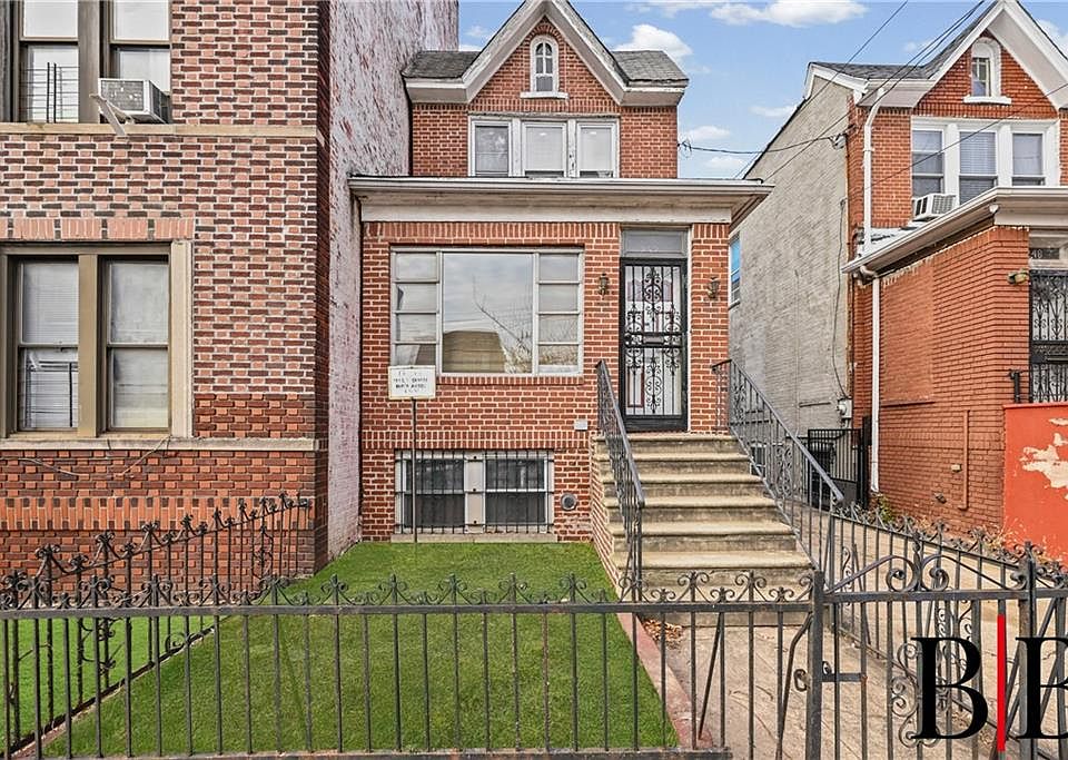 1st image of 252 E 56th St