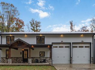 368 Peach Tree Ln, Russell Springs, KY 42642