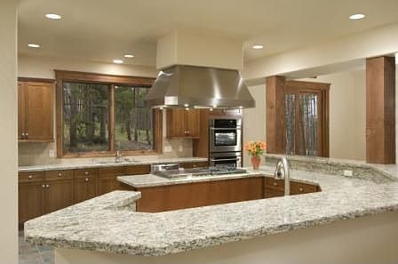 2nd image of 1083 Preston Way