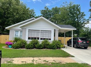 542 Cleveland Ave, Florence, AL 35630