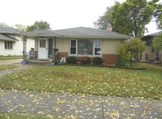 10624 S Lockwood Ave, Oak Lawn, IL 60453