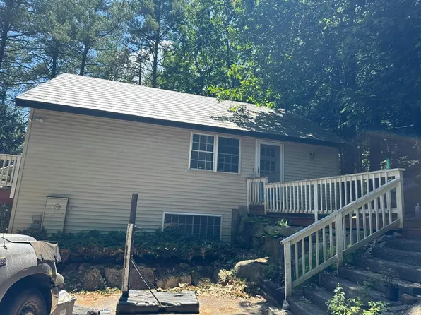 7 Area Rd, Gilford, NH 03249