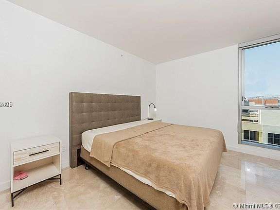 3rd image of 1300 Brickell Bay Dr #30