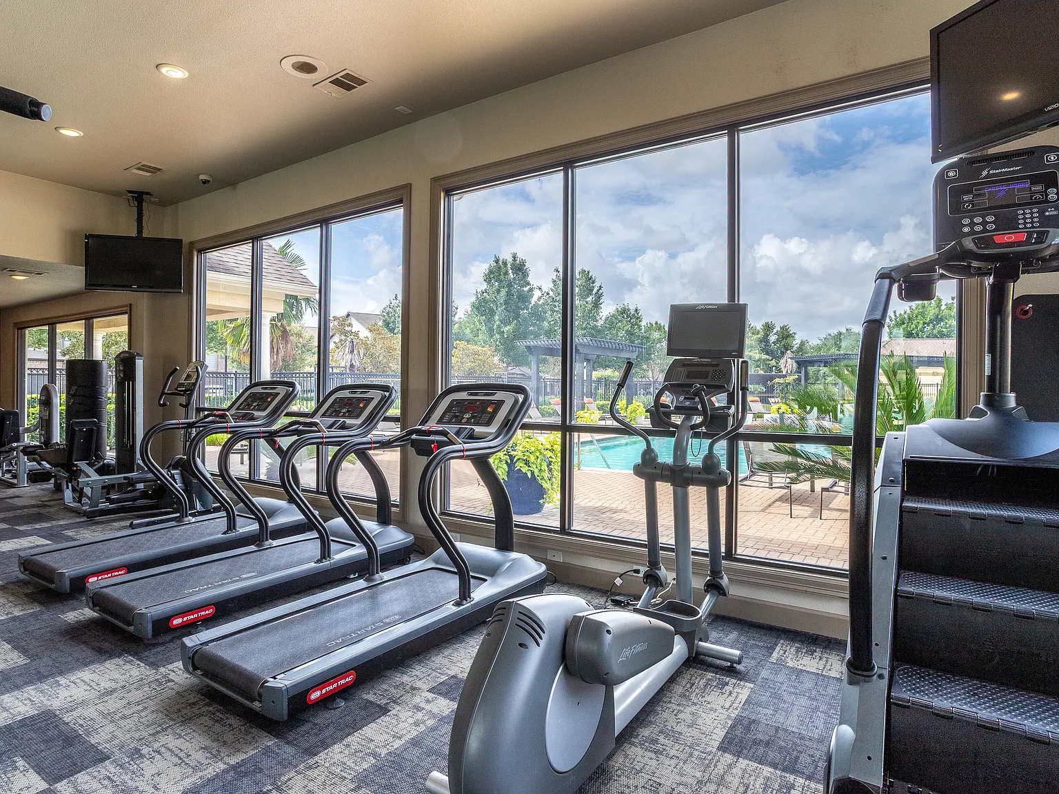 Grand Villas at Cinco Ranch — Photo 3