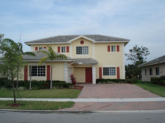 3rd image of 500 NW 17th Ave