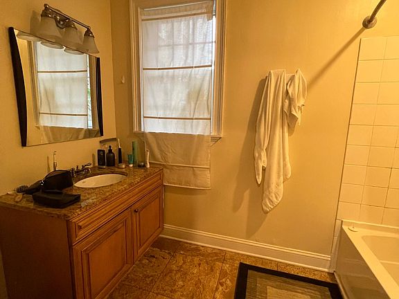 5th image of 755 S 15th St Floor 3