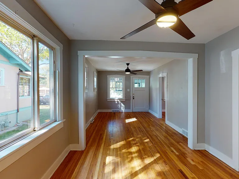 Living/Diving Room