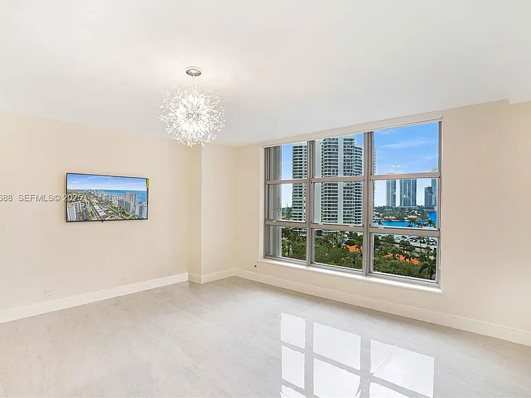 3500 Mystic Pointe Dr #1206 — Photo 12