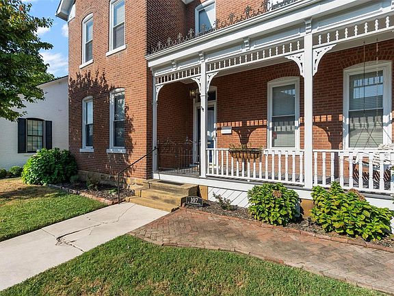 4th image of 107 N Frederick St