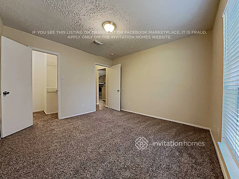 4226 Burkegate Dr — Photo 13