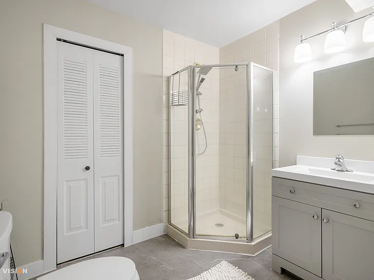 1407 Chippendale Rd — Photo 8
