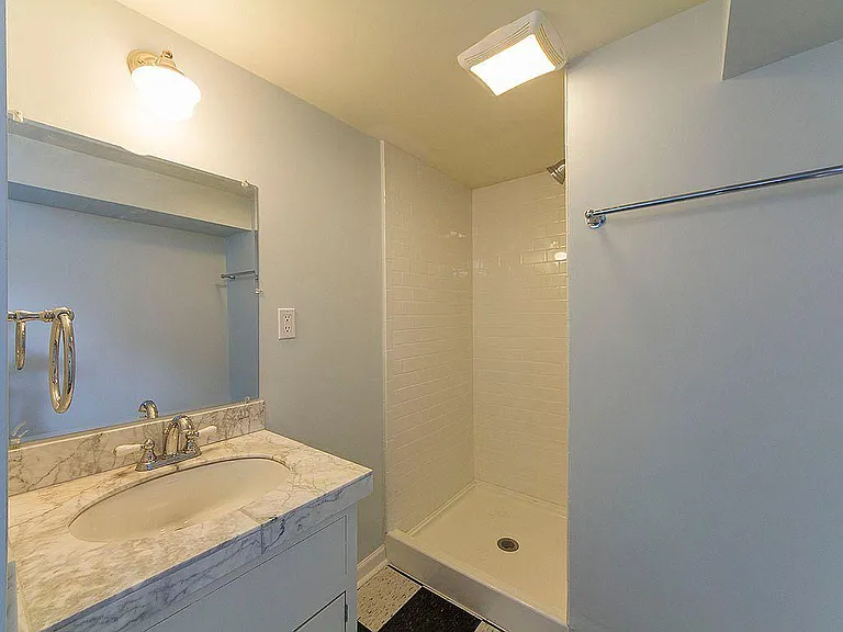 6825 N Tyler Ave — Photo 13
