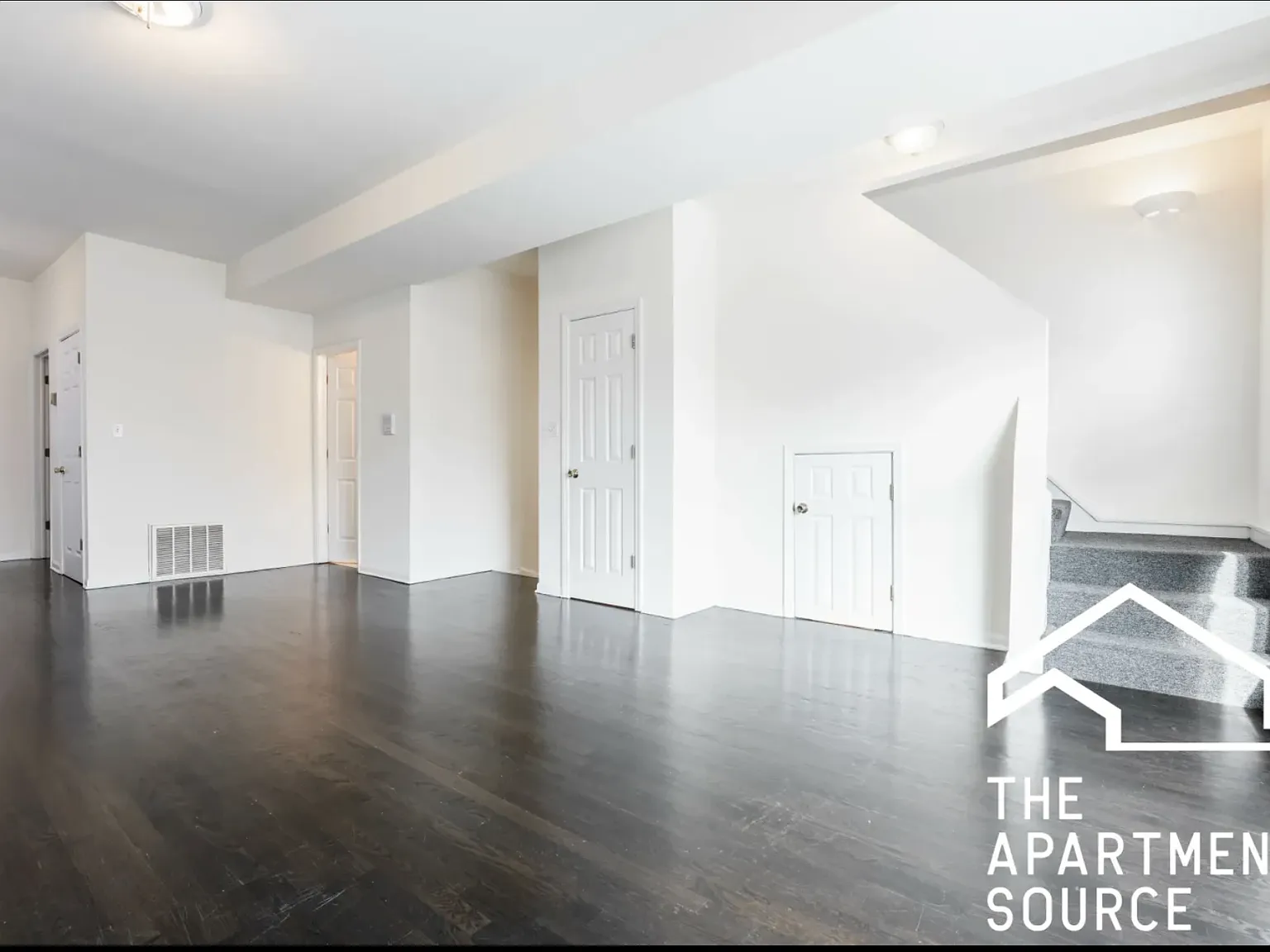 3 bed, $3,195 — Photo 2