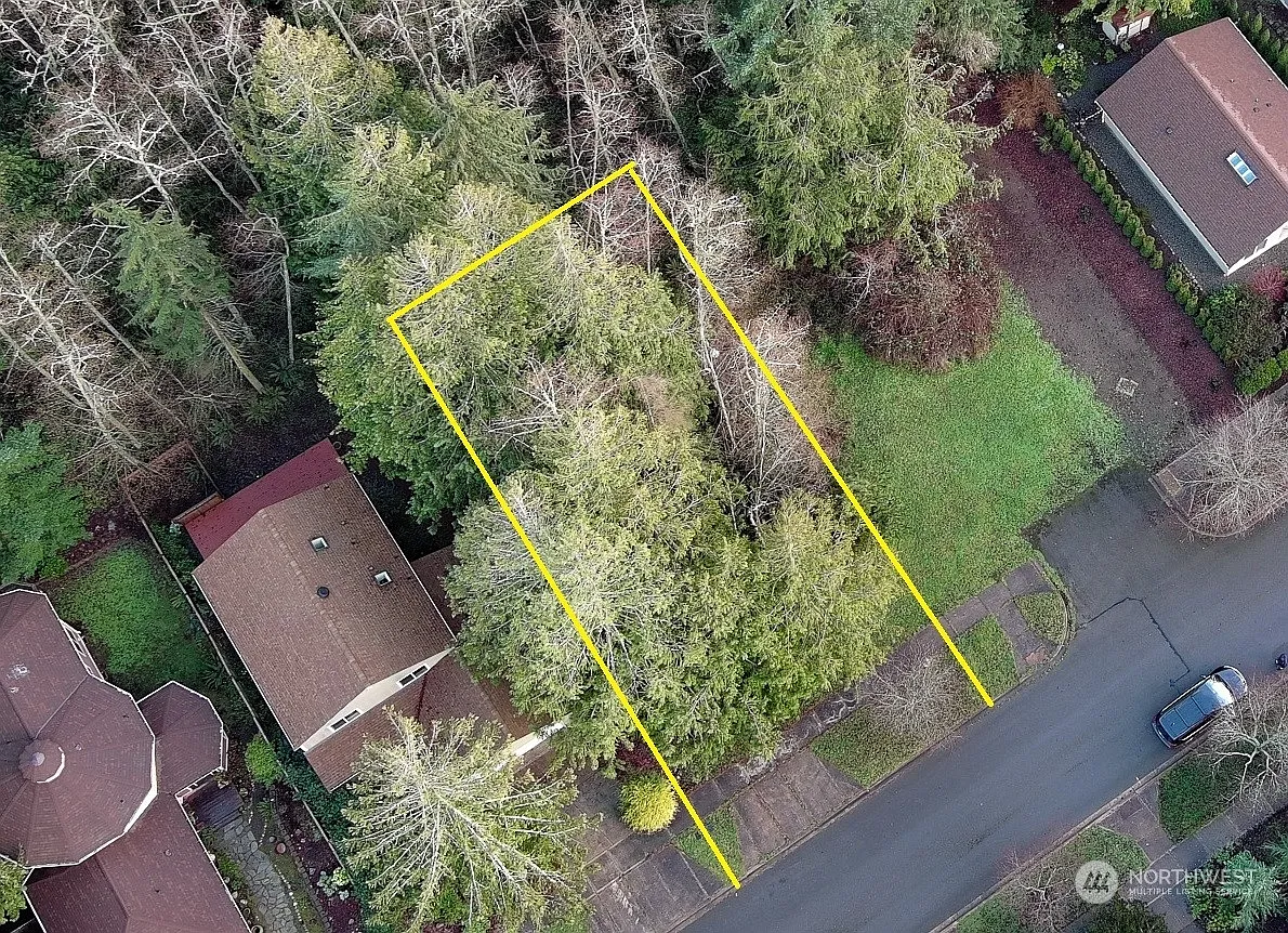 2408 Cliff Street photo 1