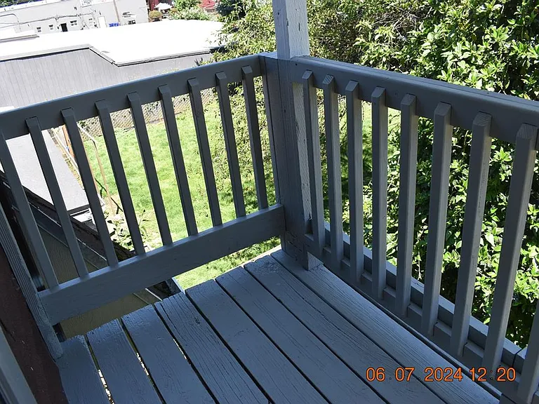 4716 NE 108th Ave — Photo 10