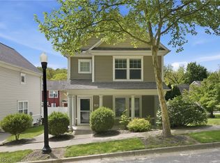 182 Elizabeth Pkwy, Akron, OH 44304