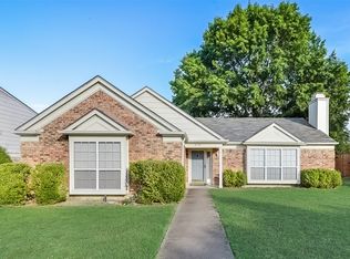 2130 Country Dell Dr, Garland, TX 75040