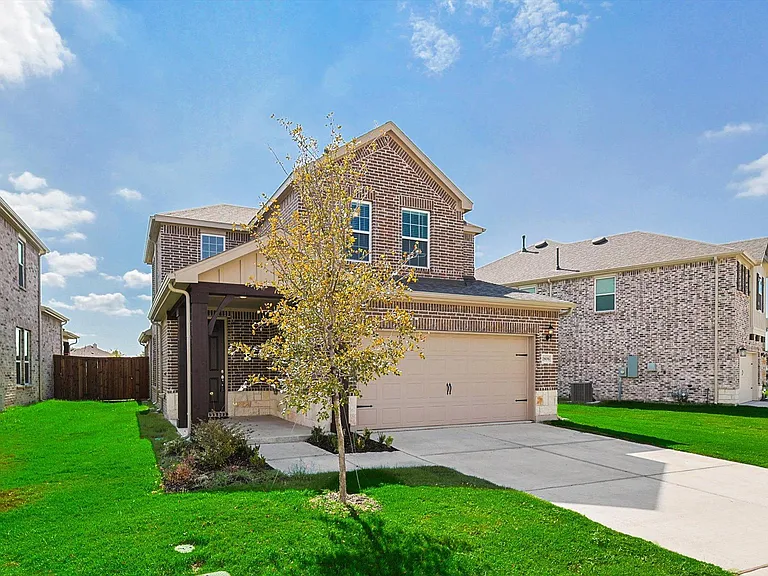 2806 Henson Ln — Photo 1