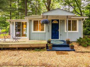 10561 Wildwood Rd, Interlochen, MI 49643