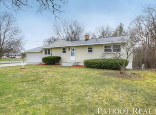 2209 Valentine St NE, Grand Rapids, MI 49525