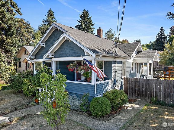 2nd image of 506 Clark Avenue N