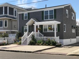 7 W Coughlan Ave, Brant Beach, NJ 08008
