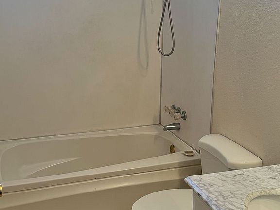3rd image of 6812 Treebine Ave